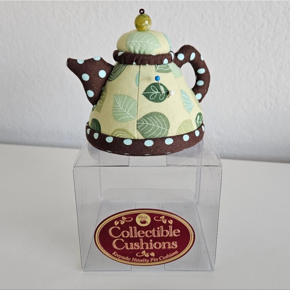 NEW Dritz Teapot Leaf Polkadot Collectible Pin Cushion Keepsake Novelty Sewing